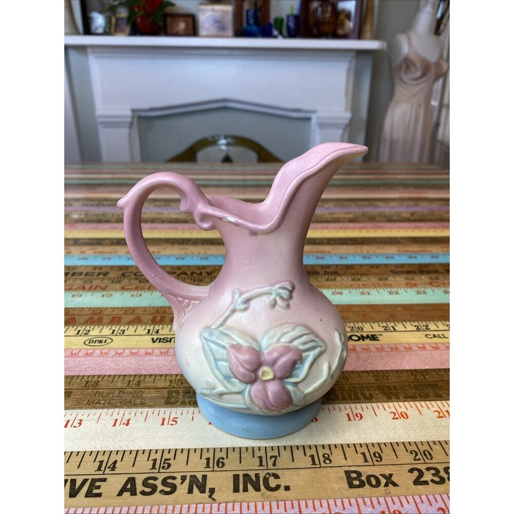 Vintage HULL Art Pottery USA W-2 - 5-1/2 Water Lilly Ewer Pitcher Vase Art Deco